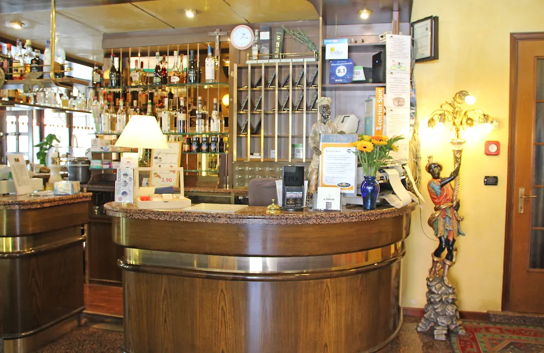 Albergo Ristorante Leon d'Oro-1
