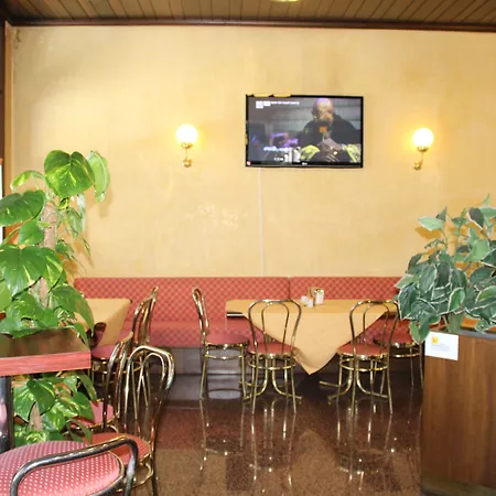 Albergo Ristorante Leon d'Oro-3